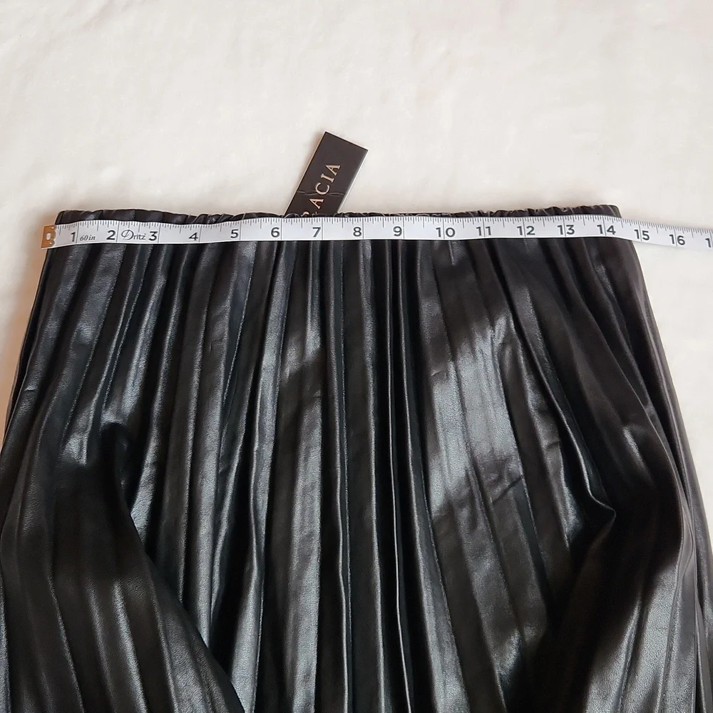 Gracia Black, Goth, Witchy Pelated Midi Length Officewear,  Workwear Skirt